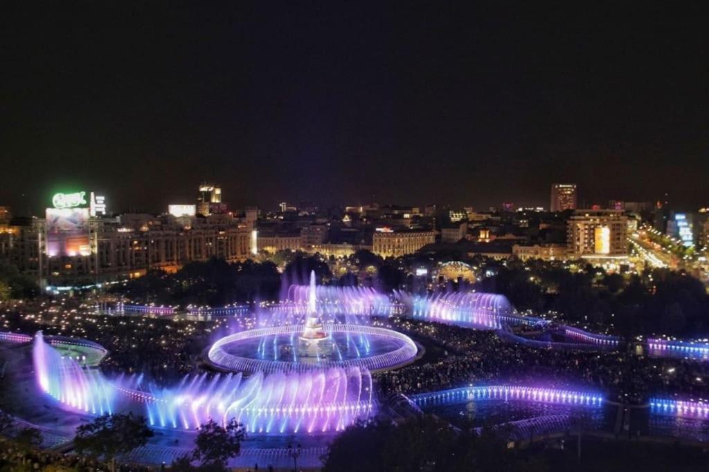 Ultra Central Luxury 3Br 2Bath Apt & Amazing Views บูคาเรสต์ ภายนอก รูปภาพ